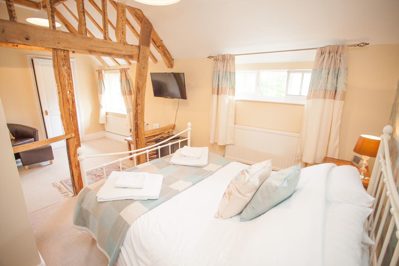 The Seven Stars Inn Pewsey Bagian luar foto